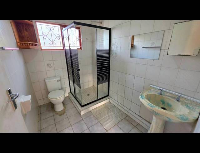 3 BEDROOM HOUSE FOR SALE IN SHALLCROSS